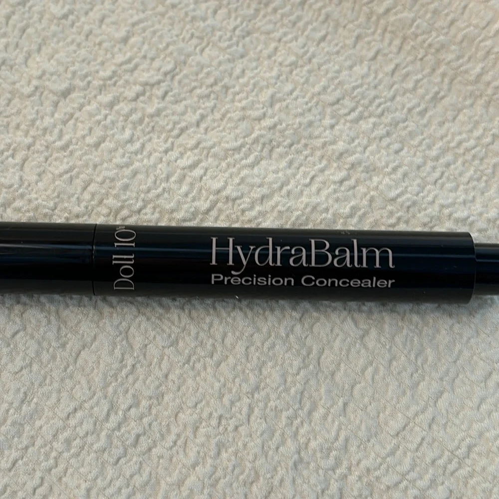 Doll 10 HydraBalm Precision Concealer